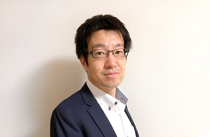 Manager of Raw Material Development, R&D Masahiro Kurono